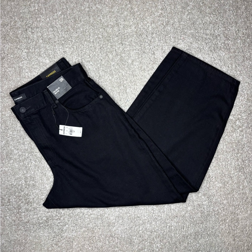 Express Women’s Balloon Leg High Rise Black Jeans